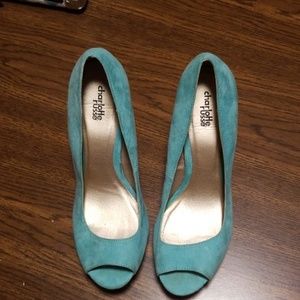 Blue wedges